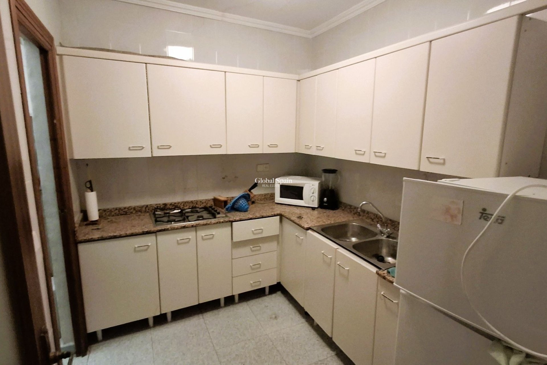 Resale - HOUSE -
ABANILLA - Inland