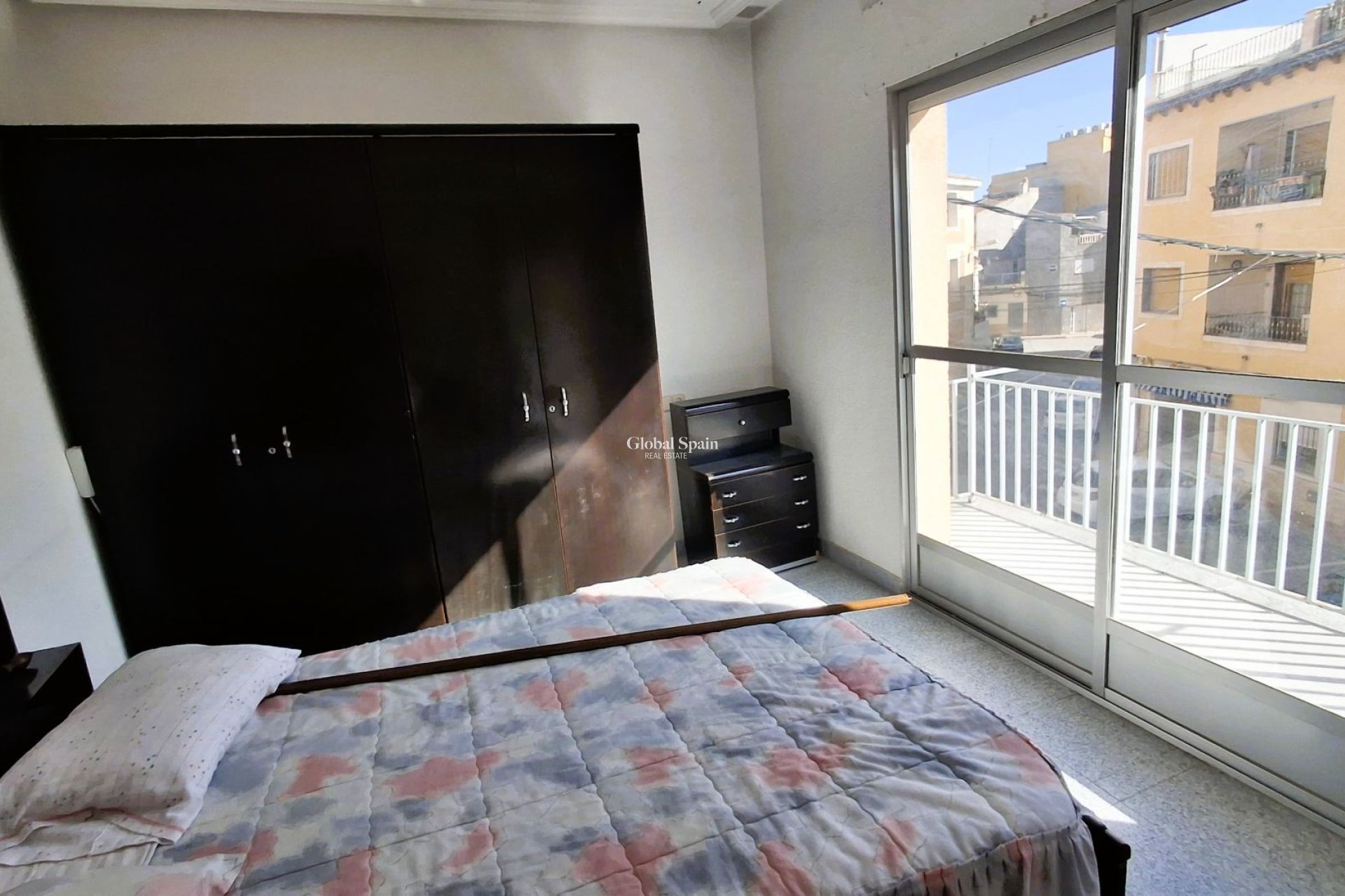 Resale - HOUSE -
ABANILLA - Inland