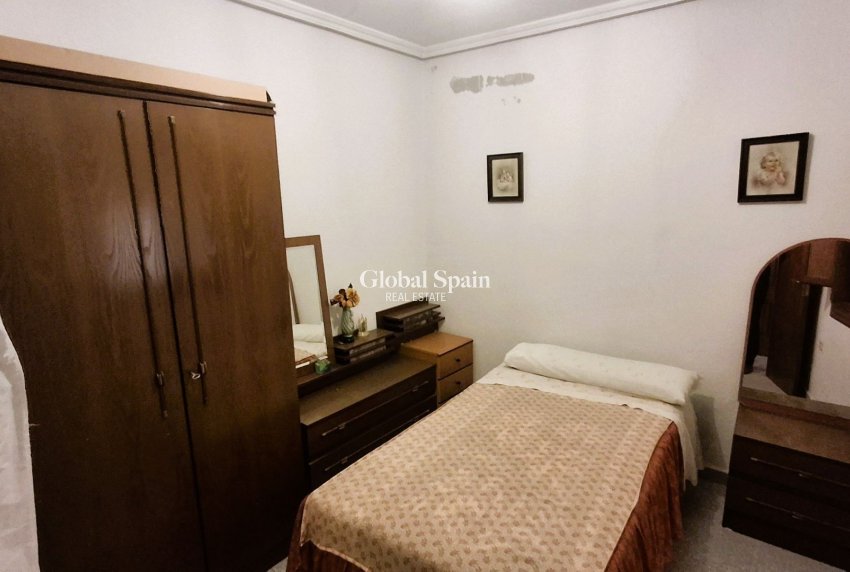 Resale - HOUSE -
ABANILLA - Inland