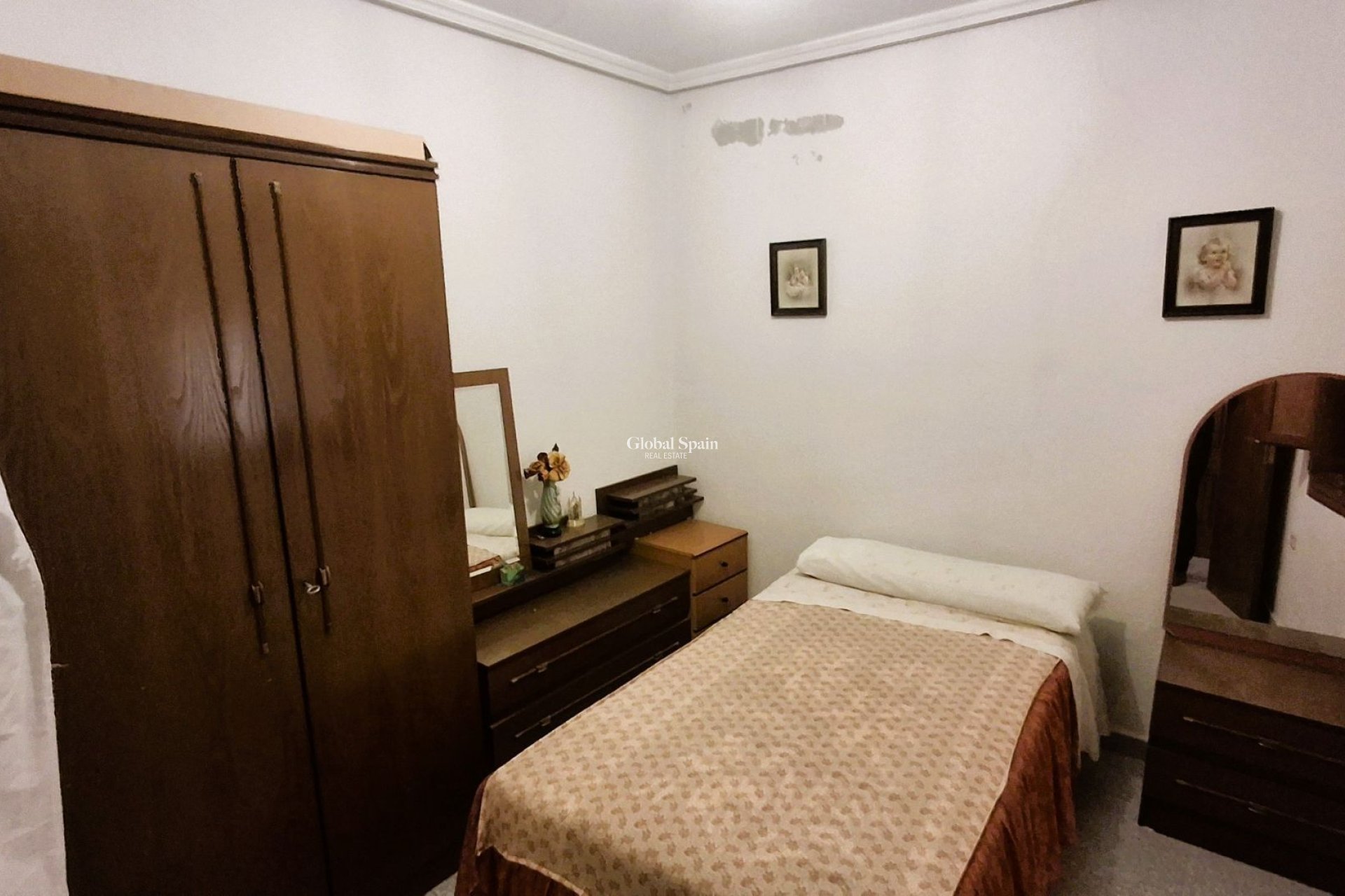 Resale - HOUSE -
ABANILLA - Inland