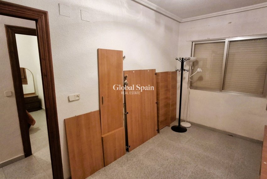 Resale - HOUSE -
ABANILLA - Inland