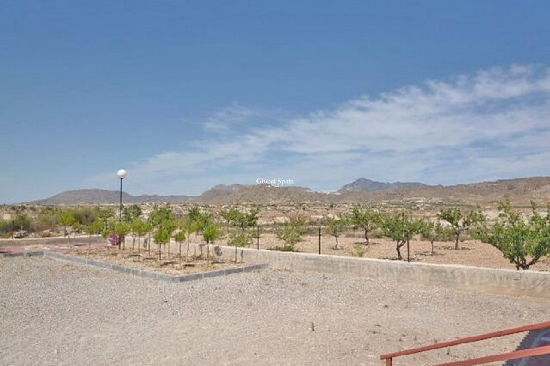 Resale - HOUSE -
ABANILLA - Inland