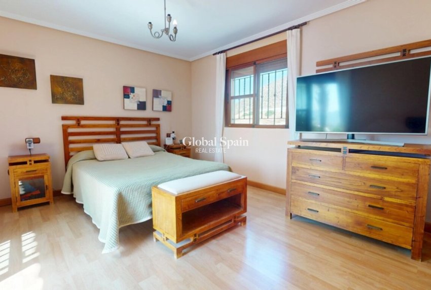 Resale - HOUSE -
ÁGUILAS - Costa Cálida