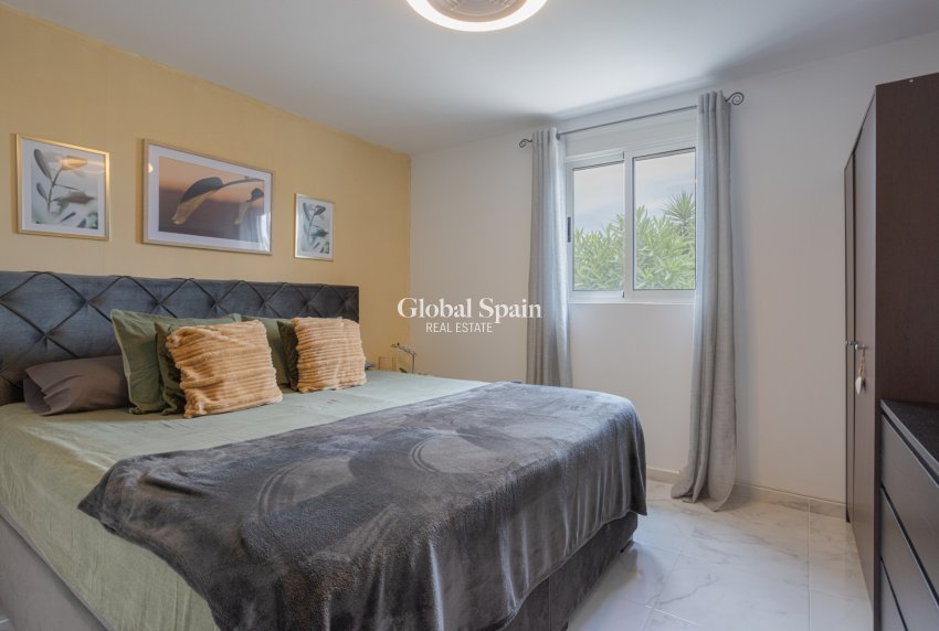 Resale - HOUSE -
ALBATERA - Inland