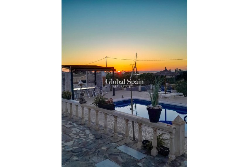 Resale - HOUSE -
ALBATERA - Inland