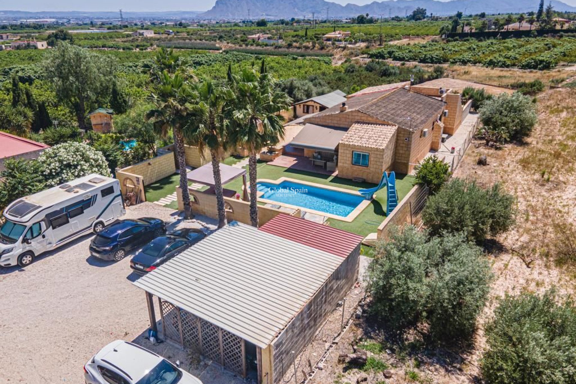 Resale - HOUSE -
ALBATERA - Inland