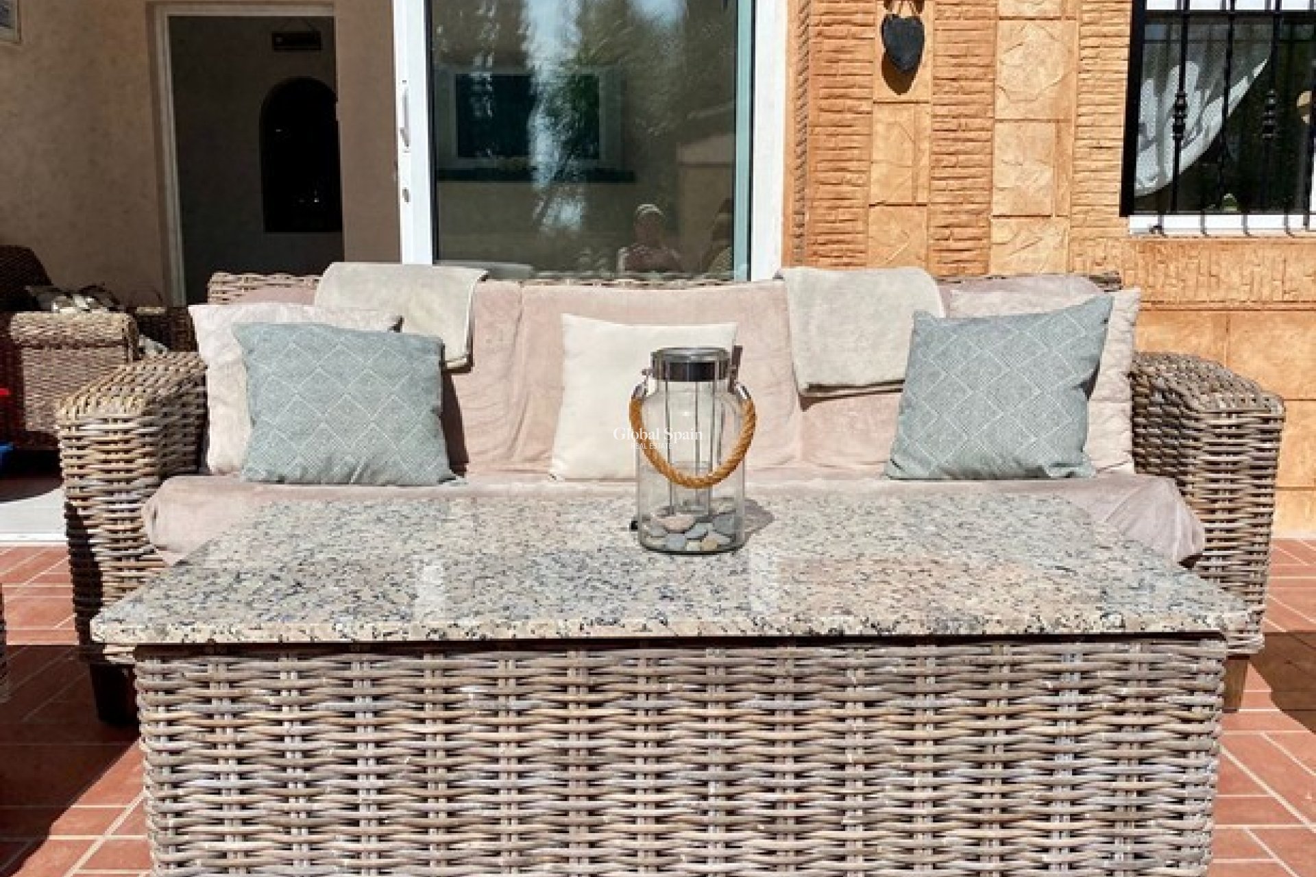 Resale - HOUSE -
ALBATERA - Inland