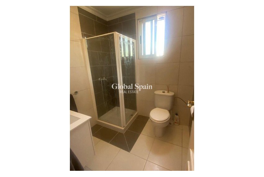 Resale - HOUSE -
ALBATERA - Inland