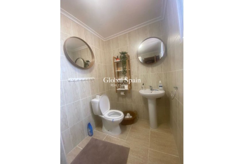 Resale - HOUSE -
ALBATERA - Inland