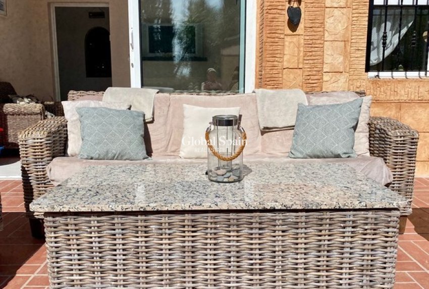 Resale - HOUSE -
ALBATERA - Inland