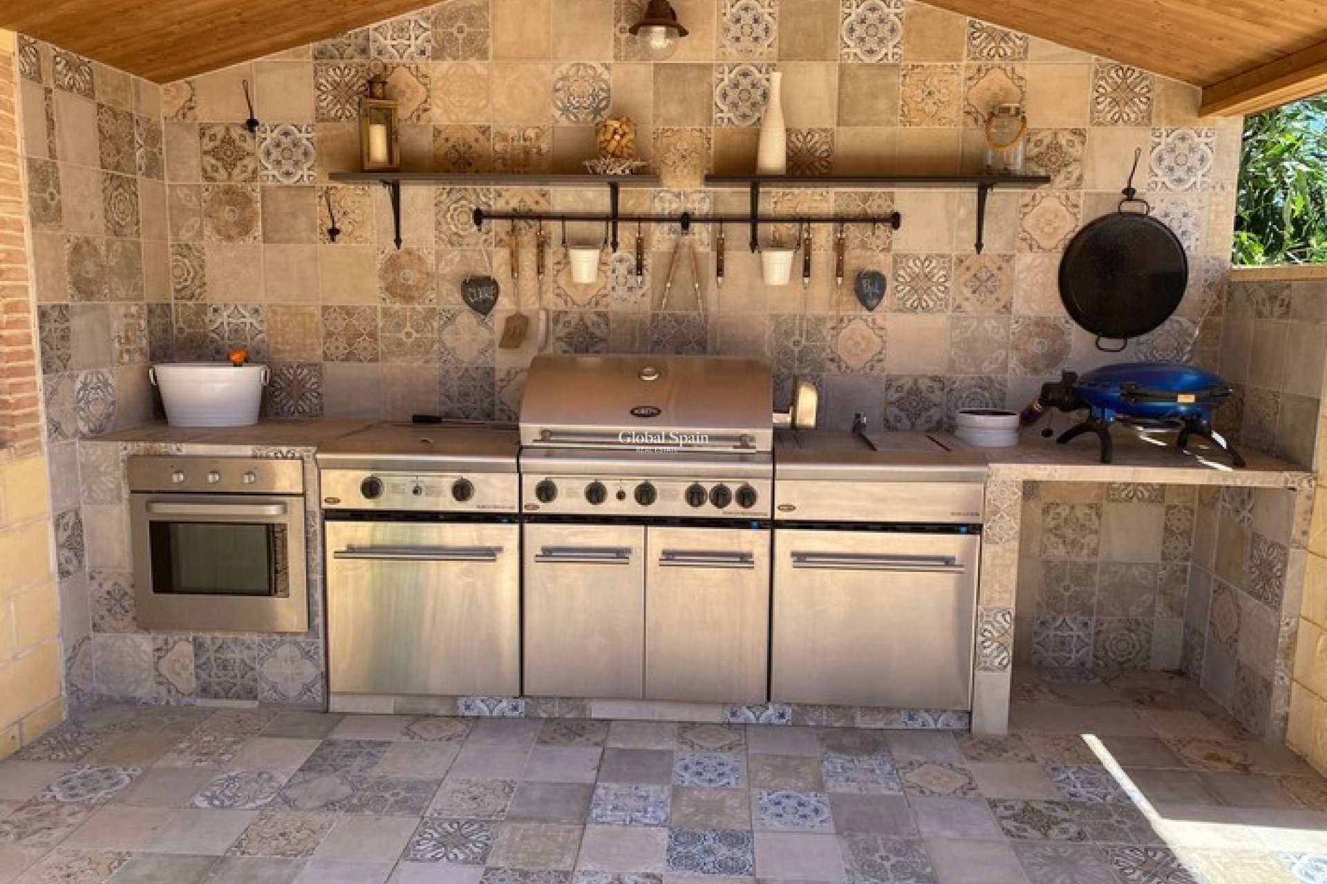 Resale - HOUSE -
ALBATERA - Inland