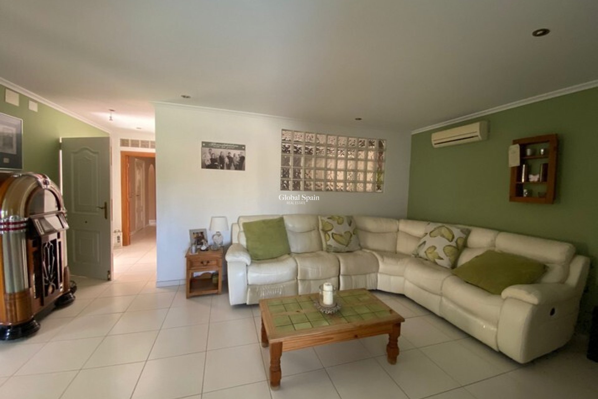 Resale - HOUSE -
ALBATERA - Inland