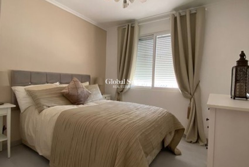 Resale - HOUSE -
ALBATERA - Inland