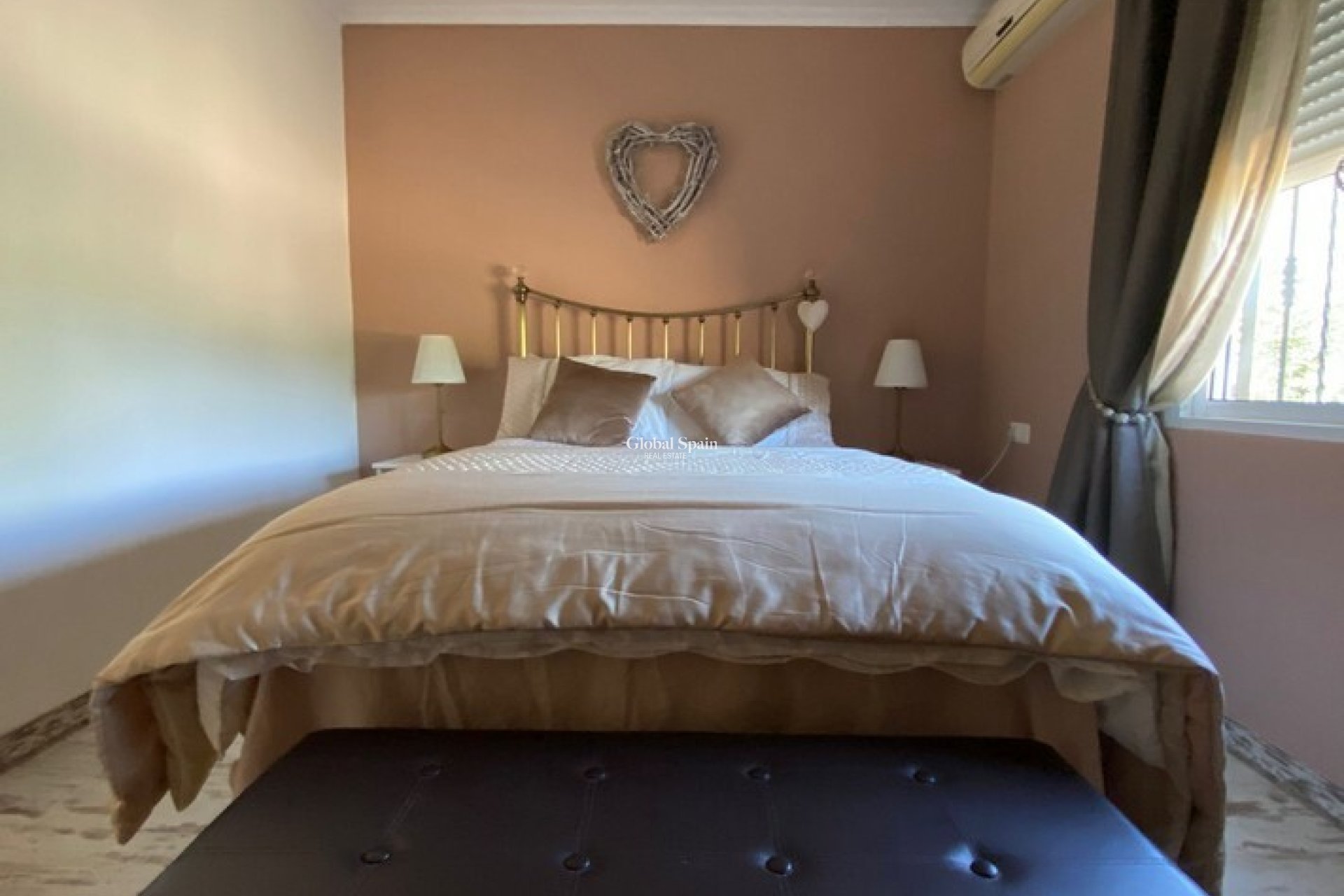 Resale - HOUSE -
ALBATERA - Inland