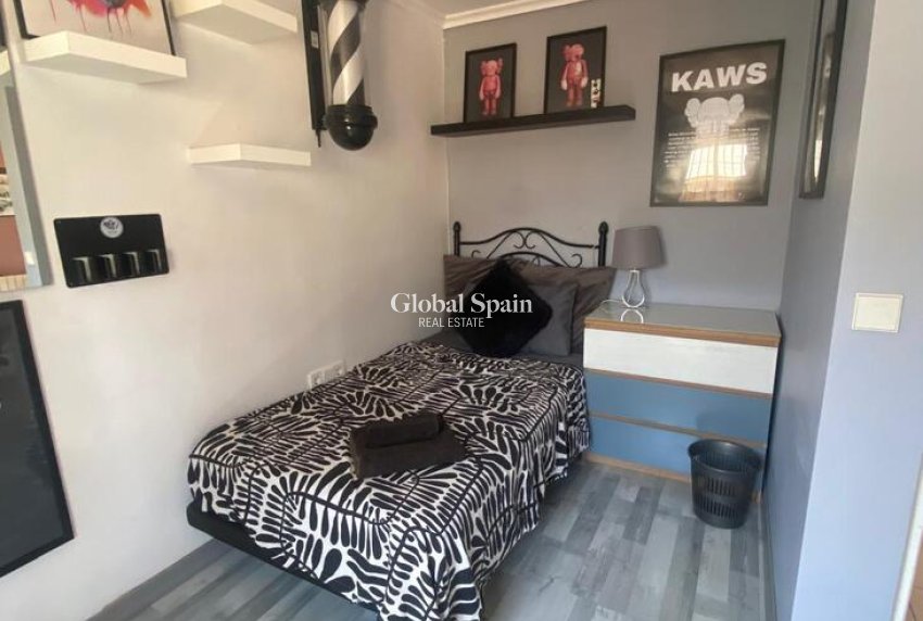 Resale - HOUSE -
ALBATERA - Inland