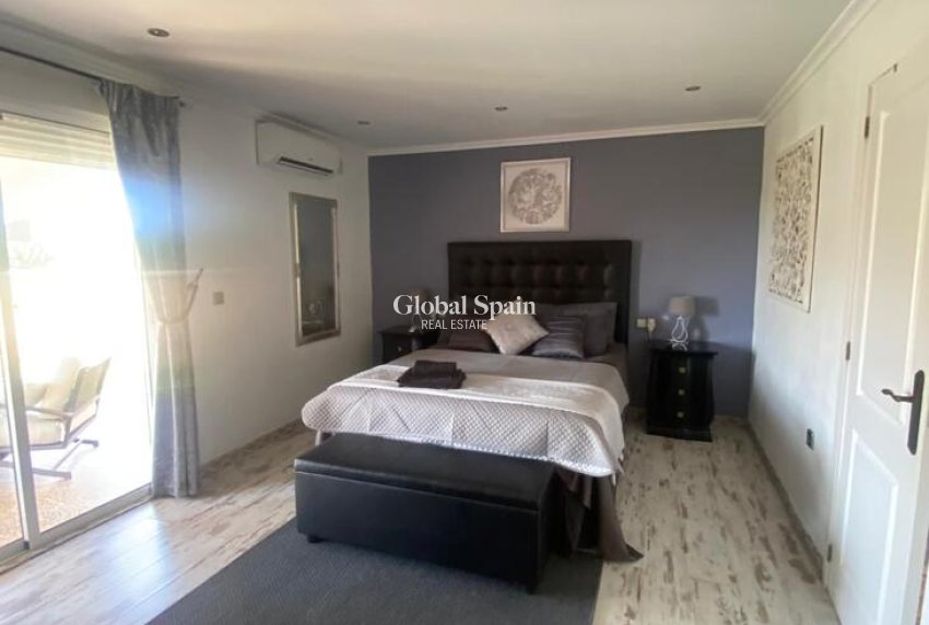 Resale - HOUSE -
ALBATERA - Inland