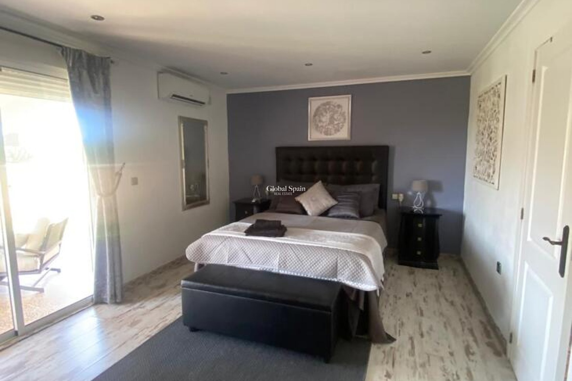 Resale - HOUSE -
ALBATERA - Inland