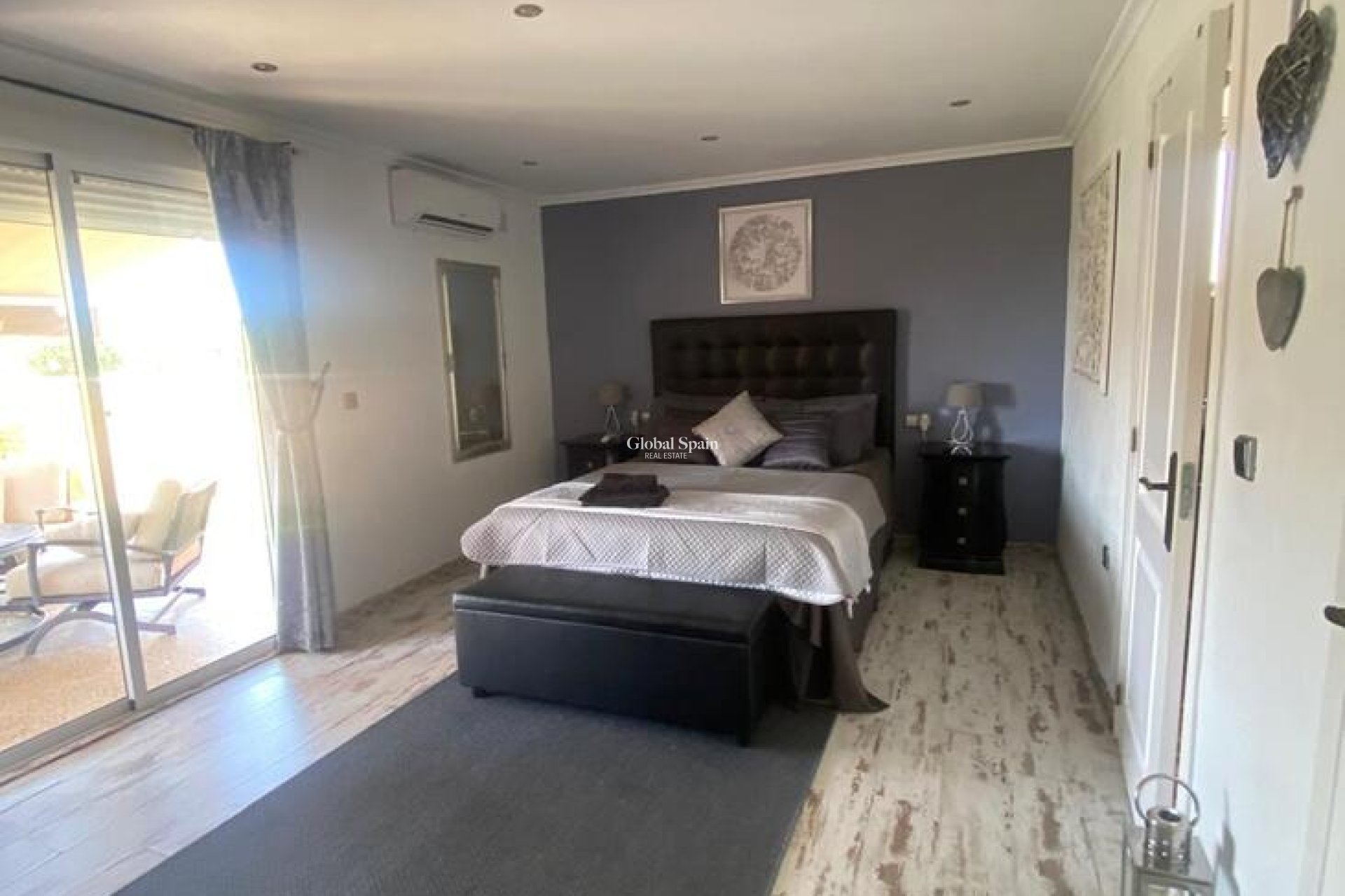 Resale - HOUSE -
ALBATERA - Inland