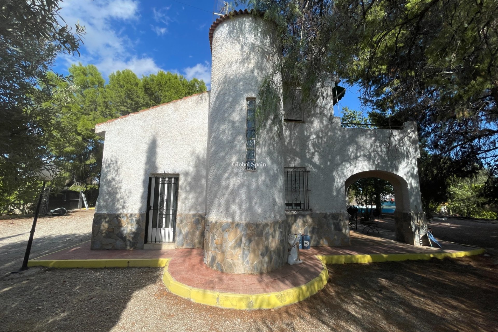 Resale - HOUSE -
ALBATERA - Inland