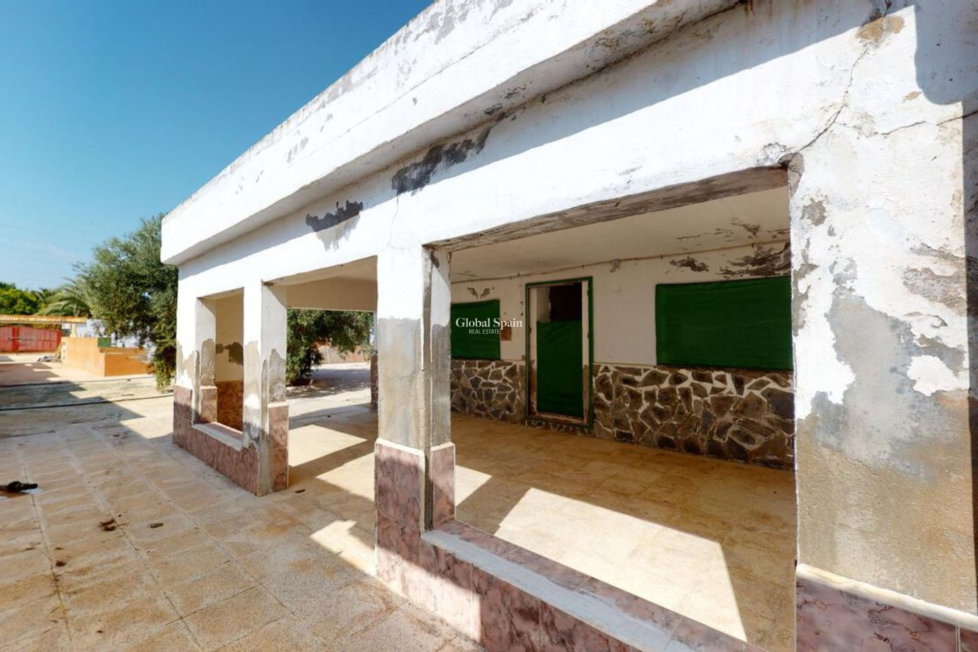 Resale - HOUSE -
ALBATERA - Inland