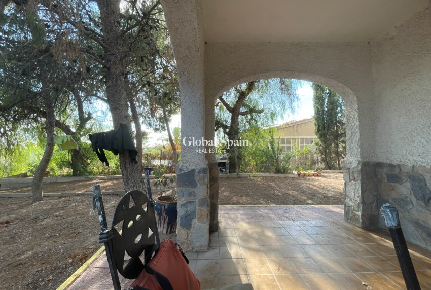 Resale - HOUSE -
ALBATERA - Inland