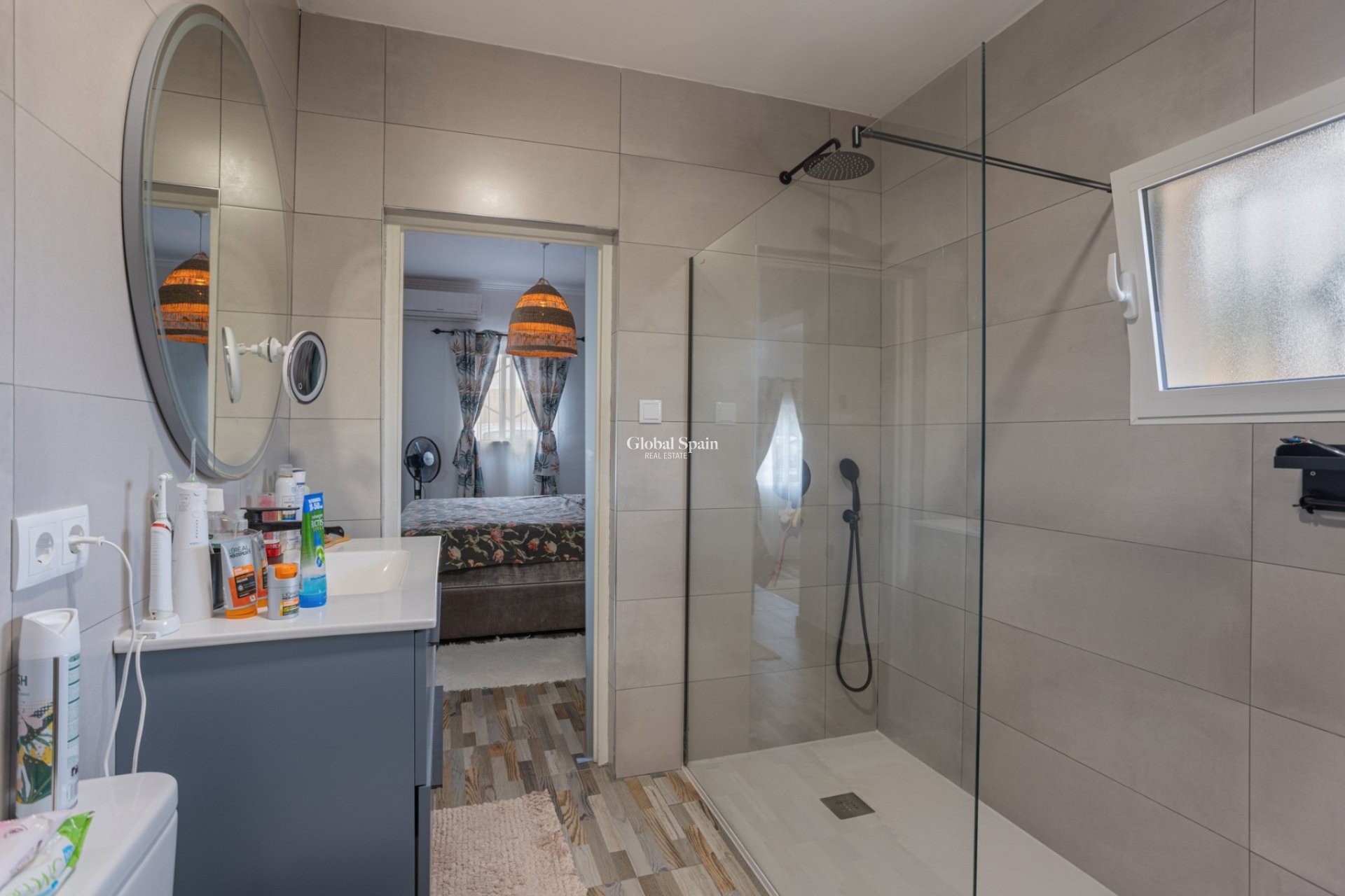 Resale - HOUSE -
ALBATERA - Inland