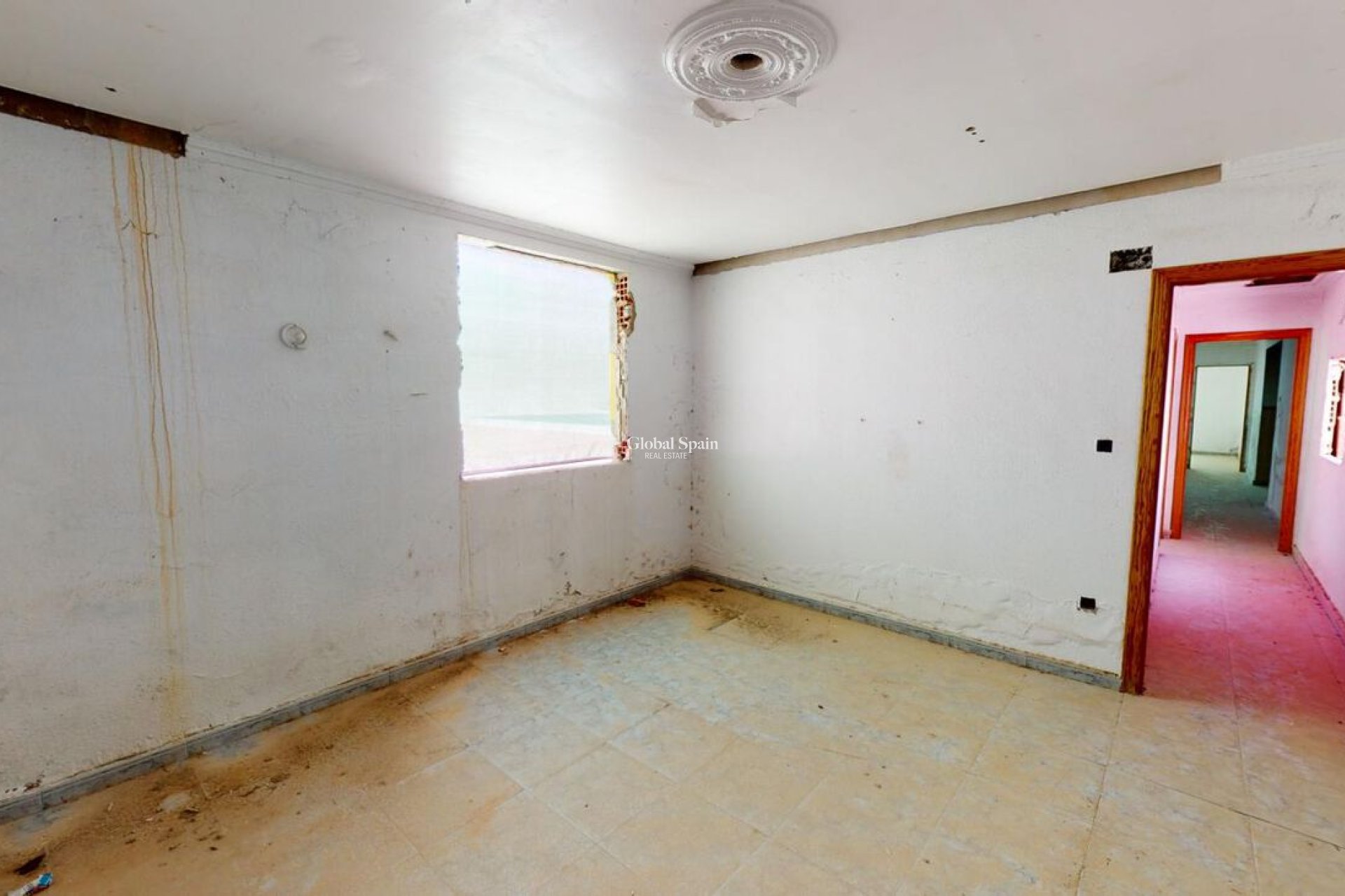 Resale - HOUSE -
ALBATERA - Inland