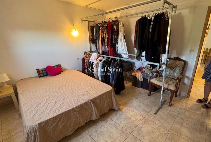 Resale - HOUSE -
ALBATERA - Inland