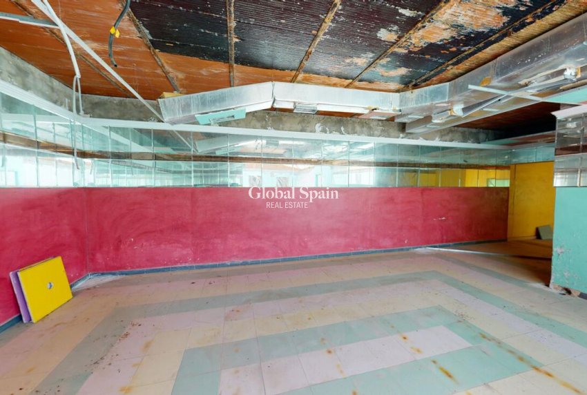 Resale - HOUSE -
ALBATERA