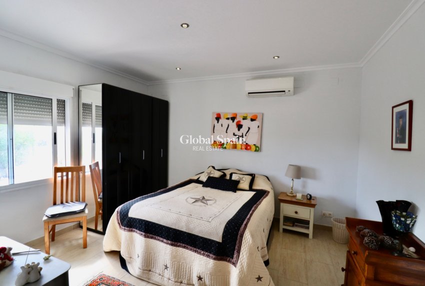 Resale - HOUSE -
ALBATERA
