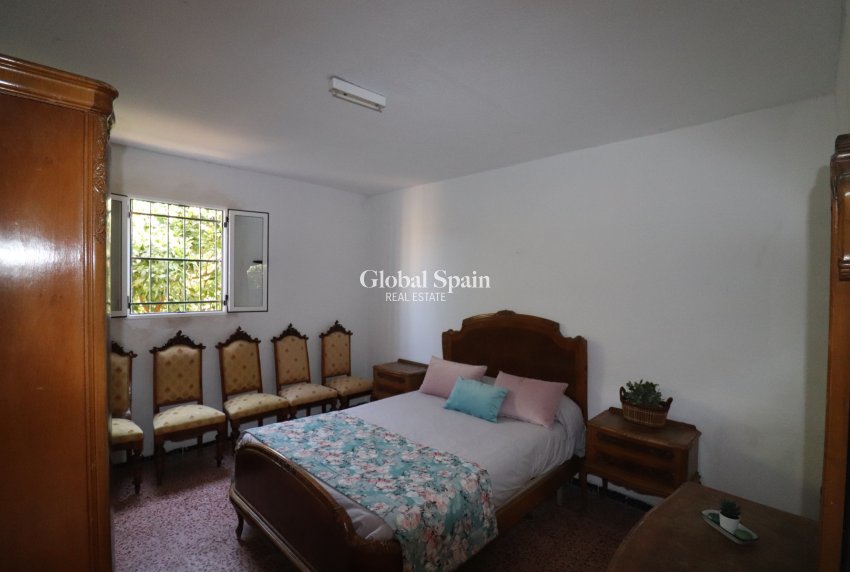 Resale - HOUSE -
ALBATERA