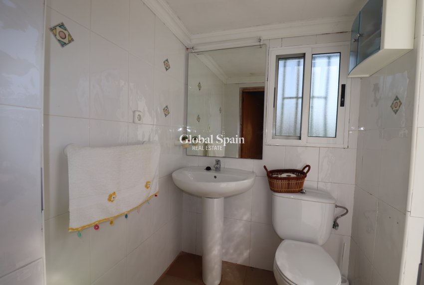 Resale - HOUSE -
ALBATERA