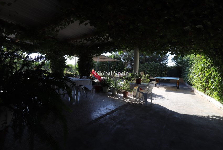 Resale - HOUSE -
ALBATERA