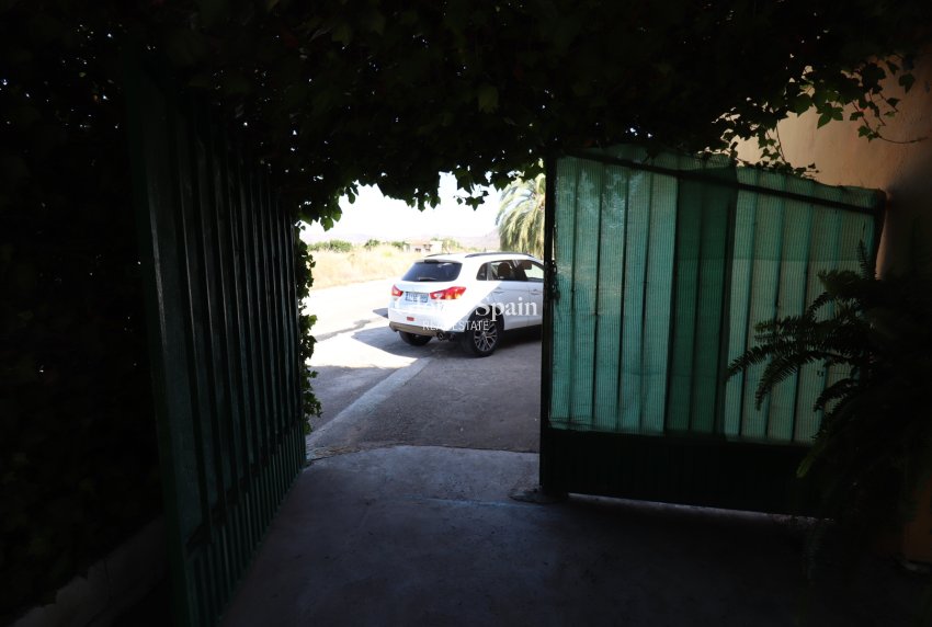 Resale - HOUSE -
ALBATERA