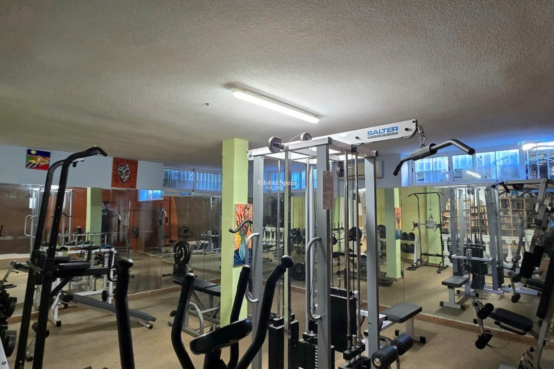 Resale - House -
Albir - center