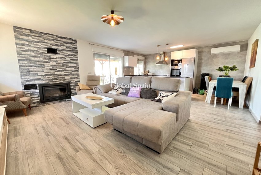 Resale - HOUSE -
ALCANTARILLA - Inland