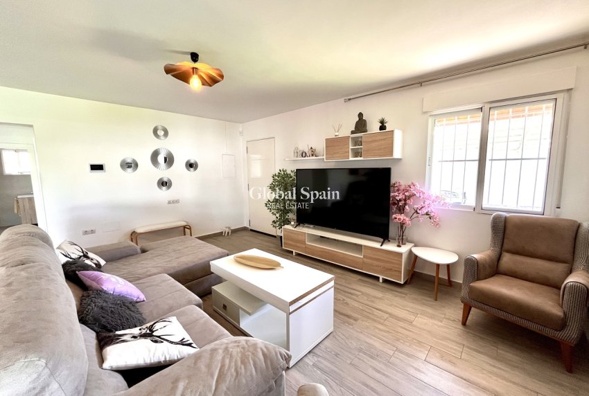 Resale - HOUSE -
ALCANTARILLA - Inland