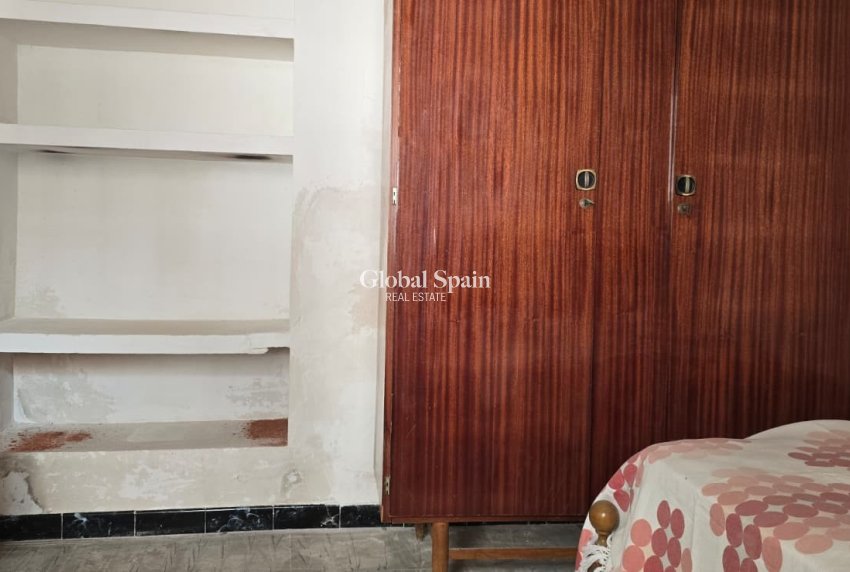 Resale - HOUSE -
ALFAZ DEL PI