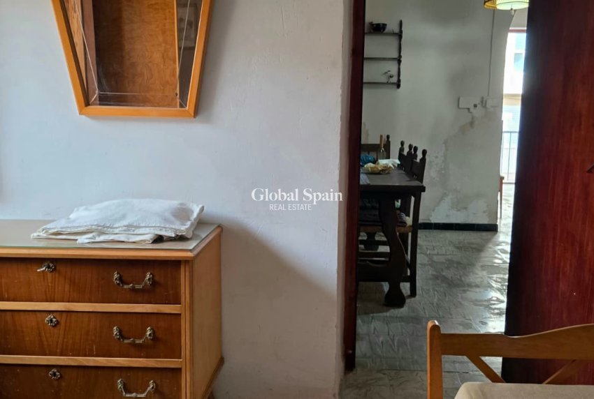 Resale - HOUSE -
ALFAZ DEL PI