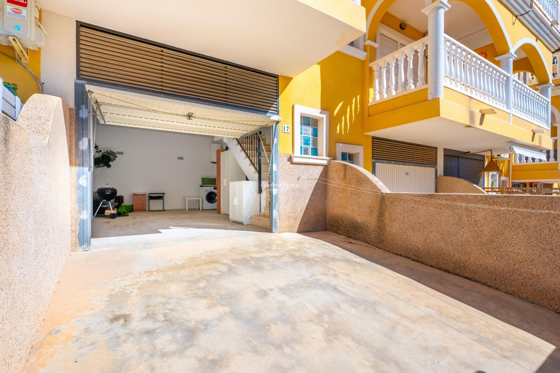 Resale - HOUSE -
ALGORFA - Comunidad valenciana