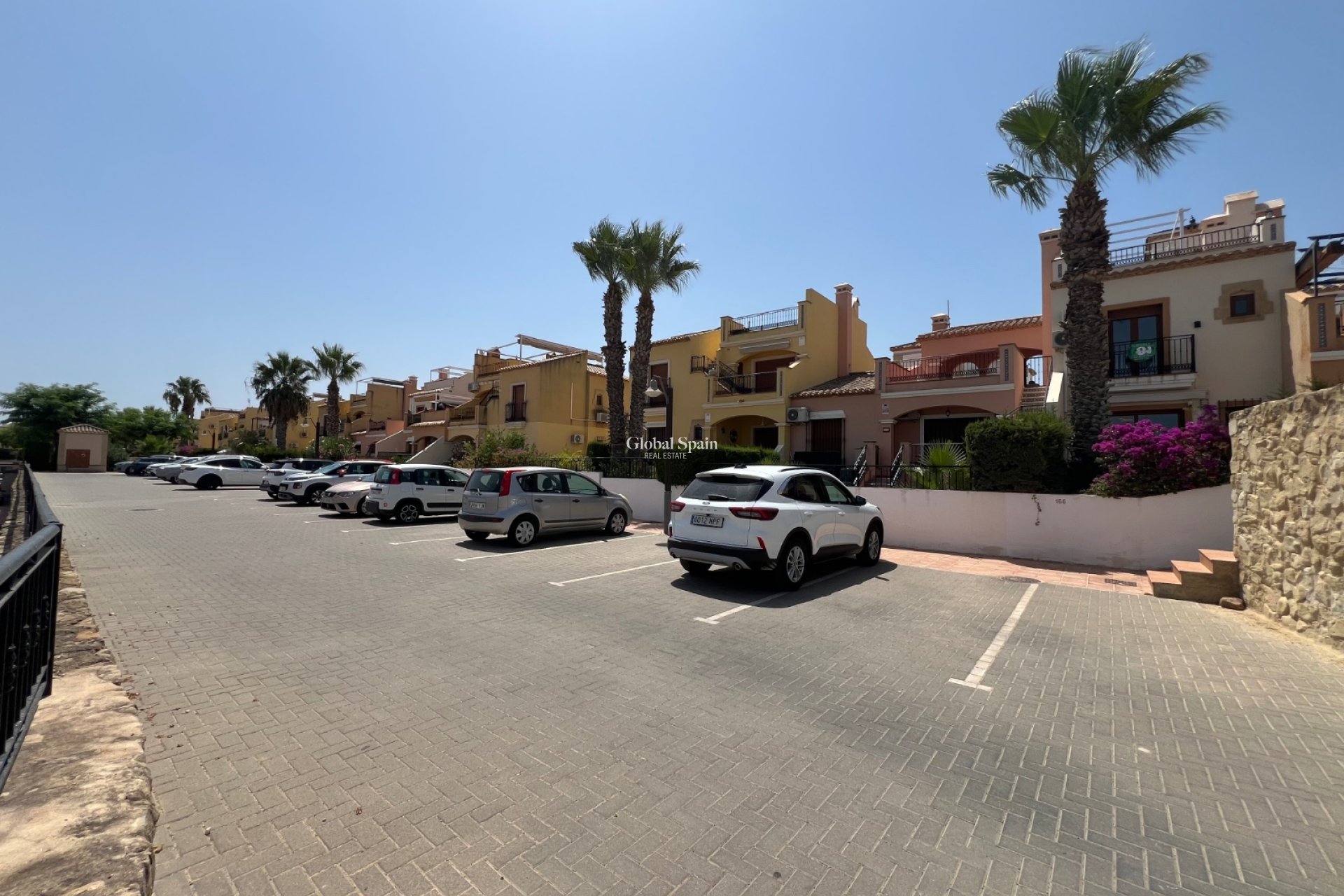 Resale - HOUSE -
ALGORFA - Inland