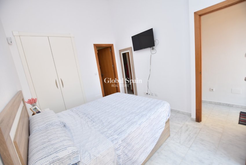 Resale - House -
ALGORFA - LA FINCA GOLF / ALGORFA