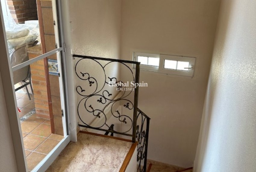 Resale - House -
ALGORFA - LA FINCA GOLF / ALGORFA