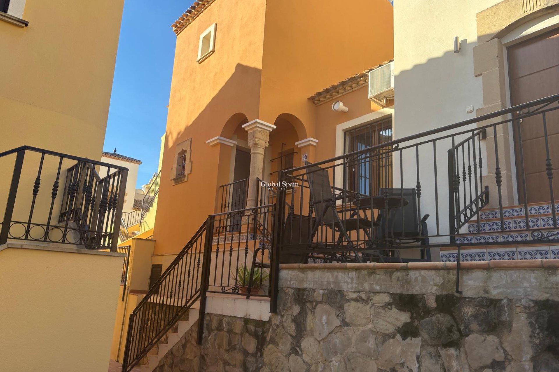Resale - HOUSE -
ALGORFA - LA FINCA GOLF / ALGORFA