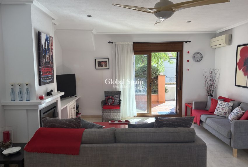 Resale - House -
ALGORFA - LA FINCA GOLF / ALGORFA