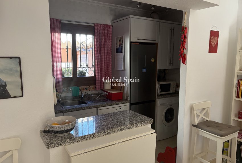 Resale - House -
ALGORFA - LA FINCA GOLF / ALGORFA