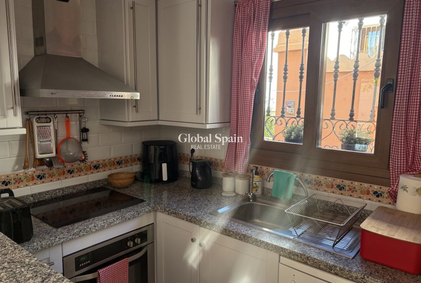 Resale - House -
ALGORFA - LA FINCA GOLF / ALGORFA