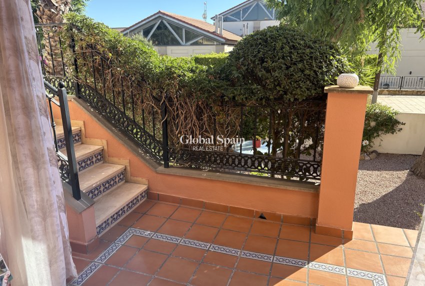 Resale - House -
ALGORFA - LA FINCA GOLF / ALGORFA