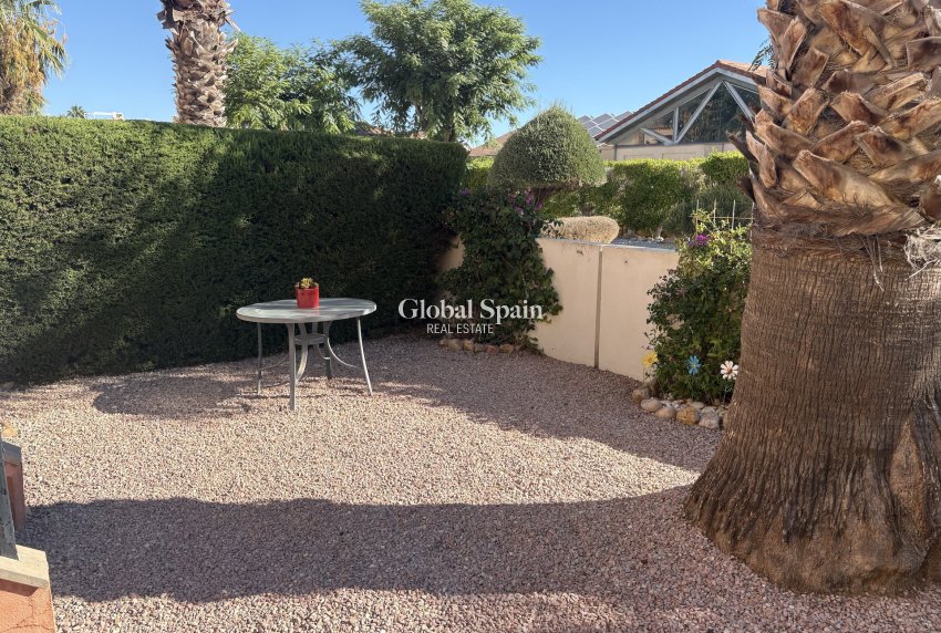 Resale - House -
ALGORFA - LA FINCA GOLF / ALGORFA