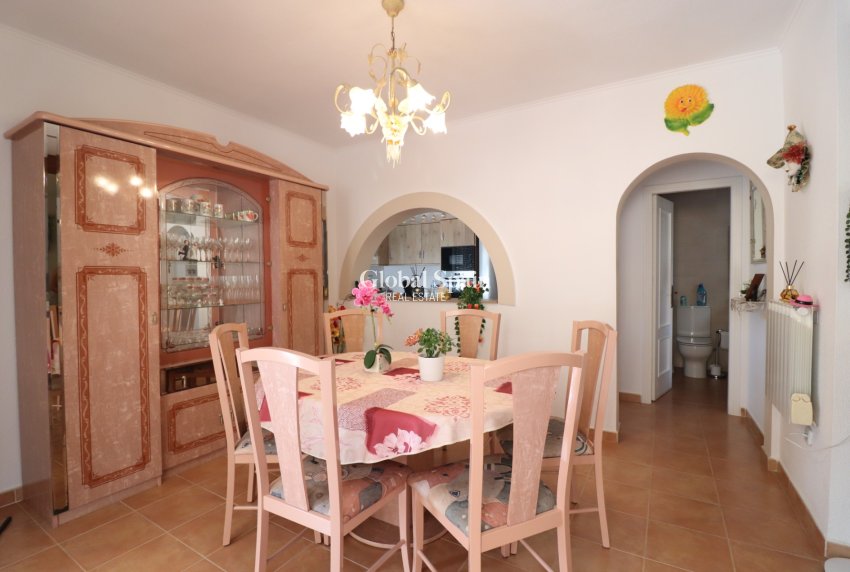 Resale - HOUSE -
ALGORFA - Montebello
